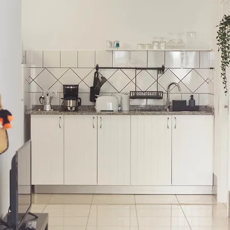 A 10 Minutos Del Aeropuerto Apartament