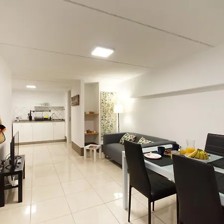 A 10 Minutos Del Aeropuerto Apartament