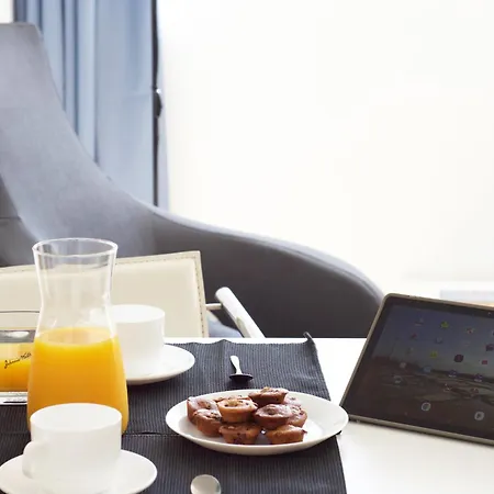 A 10 Minutos Del Aeropuerto Apartament *